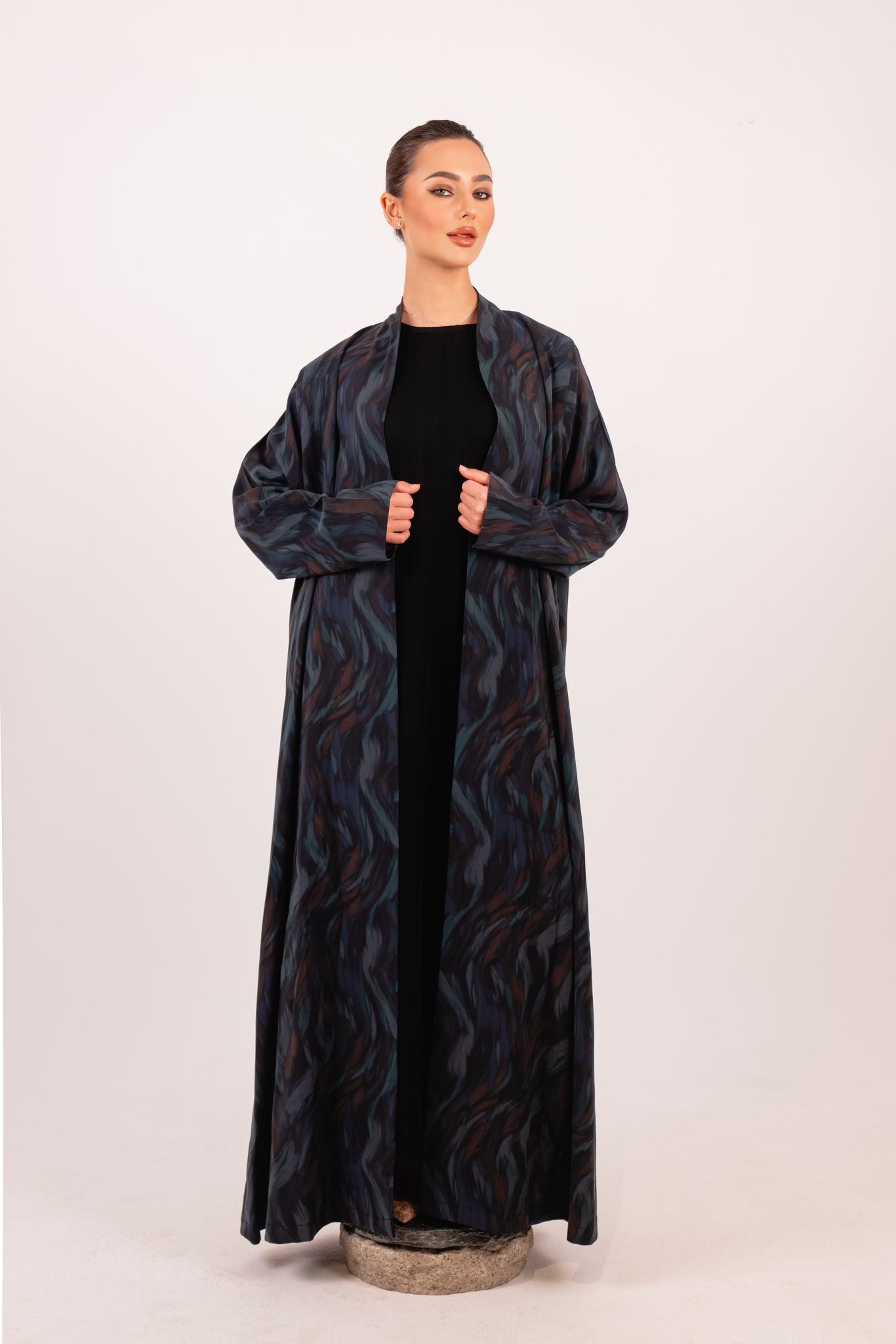 Rhea Ombre Silk Abaya