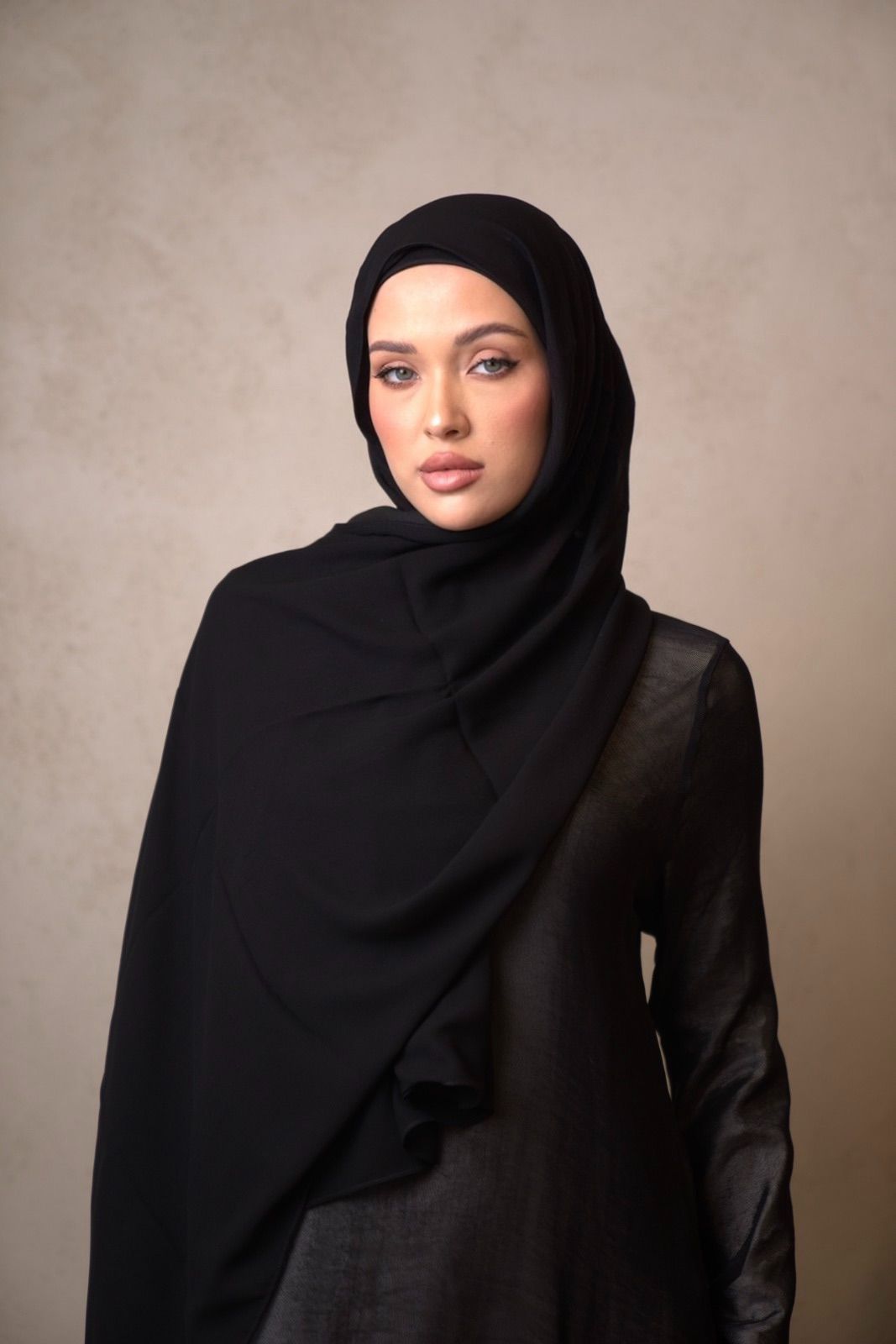 حجاب العباية - الأسود